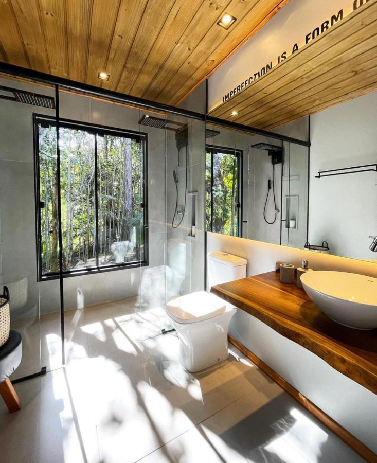 Cabana Equipada Em Meio A Natureza Em โปเมโรเจ ภายนอก รูปภาพ