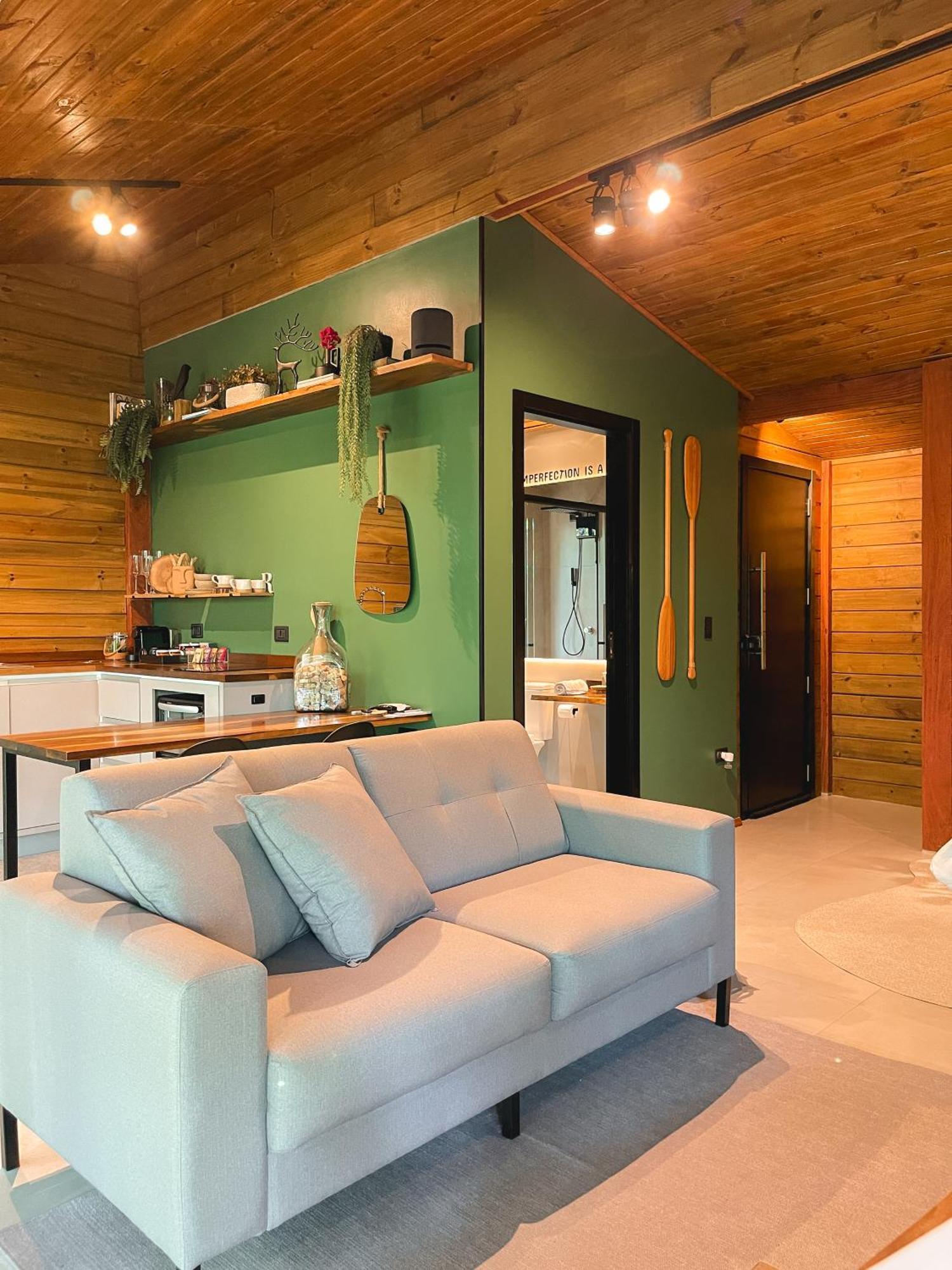 Cabana Equipada Em Meio A Natureza Em โปเมโรเจ ภายนอก รูปภาพ
